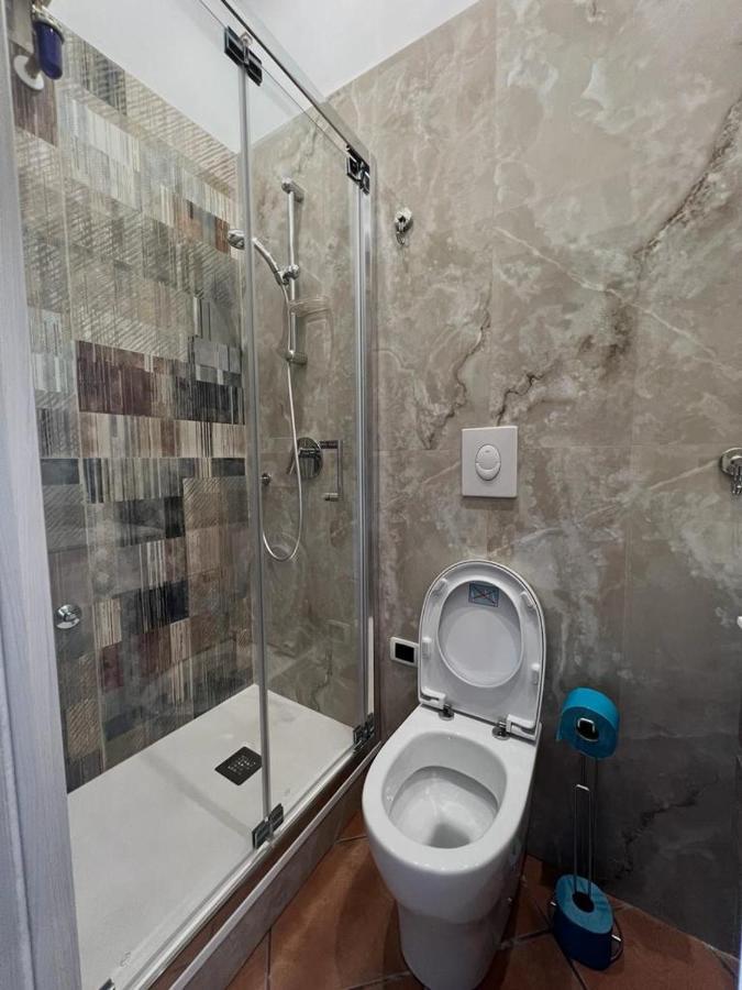 Manu'S Room Neapol Zewnętrze zdjęcie